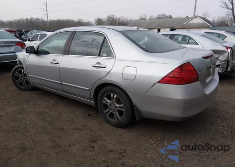 2006 Honda Accord 2.4 Ex from USA, damaged, VIN 1HGCM56896A116989